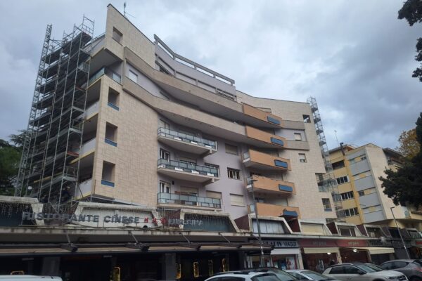 progetto-di-ristrutturazione-e-adeguamento-del-complesso-condominiale–roma (4)